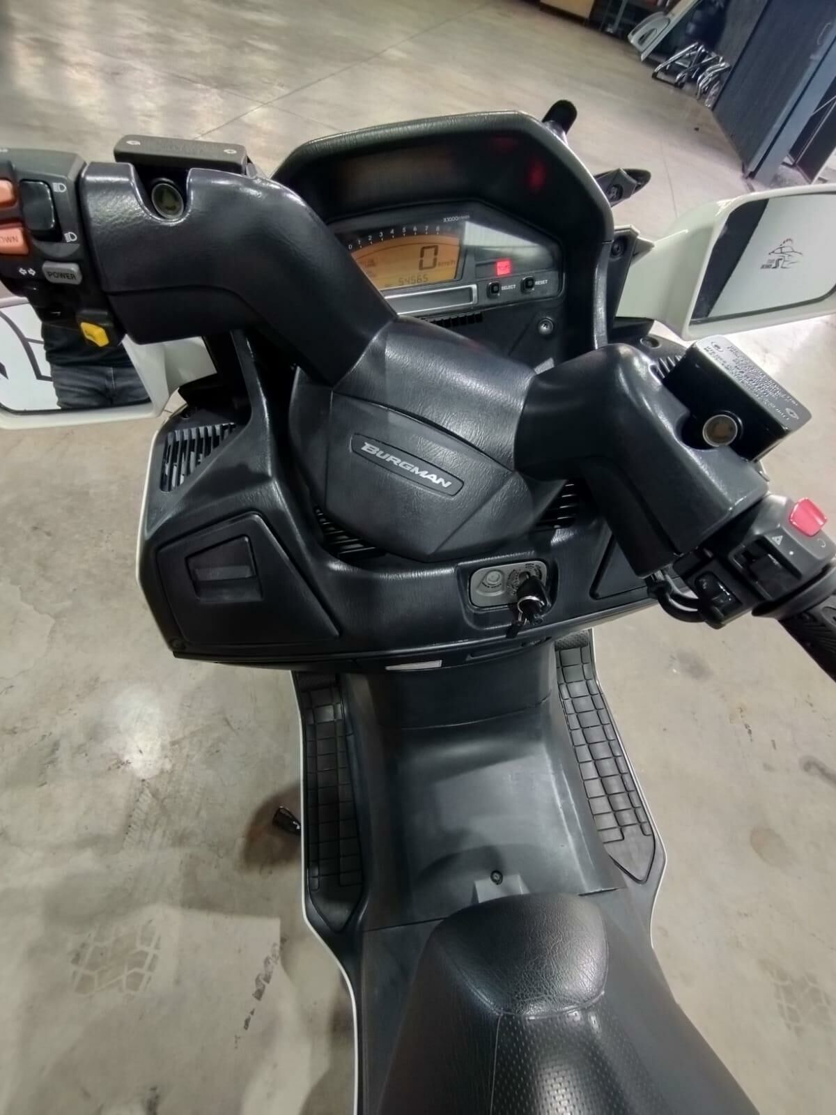 Imagem do veículo  BURGMAN 650